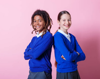 Portrety dzieci w mundurkach szkolnych